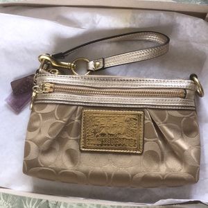 Coach small purse, wristlet/ clutch